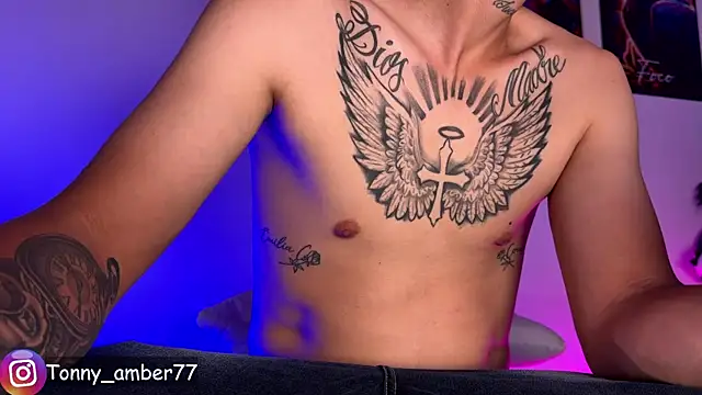 Amber77__ webcam