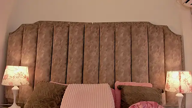 CelesteFoxx_ webcam