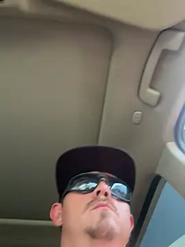 Daddy69DeepthroatPrincess webcam