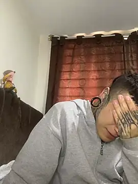 _valentinoooo webcam