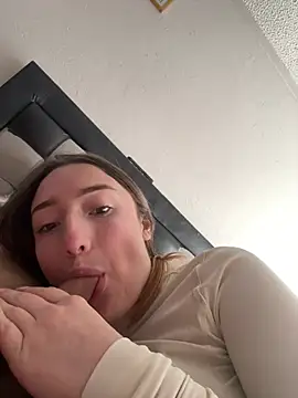 Valery_Salmons webcam
