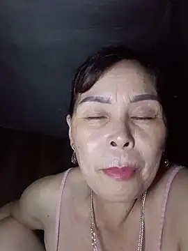 Kiki_sexyy webcam