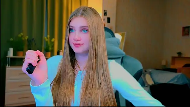 yourbeautyarya webcam