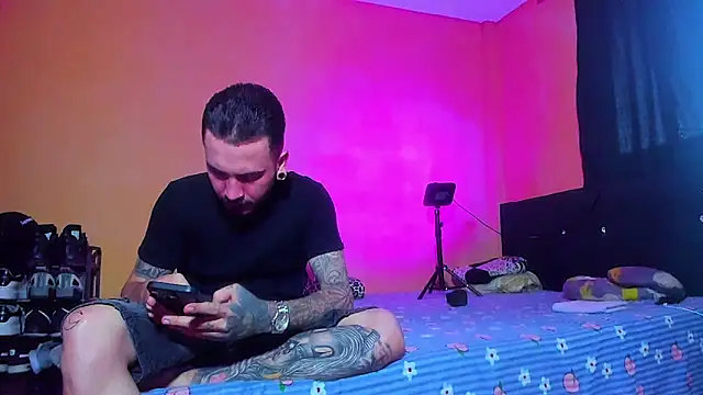 gordito_ricoo live cam on 