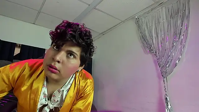 IsabelavillalbasSS live cam on StripChat