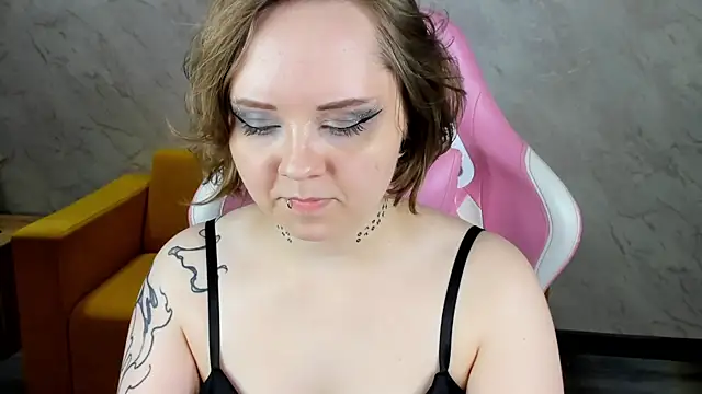 Tara-Linn webcam