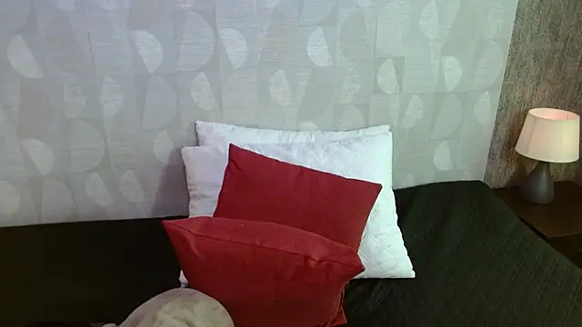 Lucy_diamond_ webcam