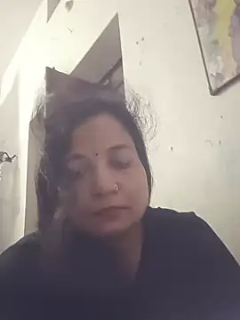 Aditibeauty42 webcam
