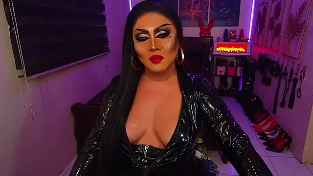 xCumOnOverMex webcam