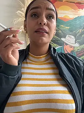 Sara-77 webcam