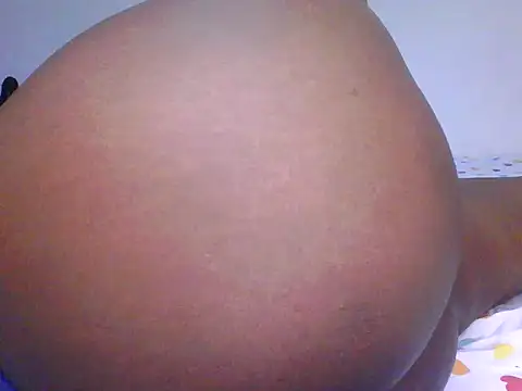 cum_queen254 webcam