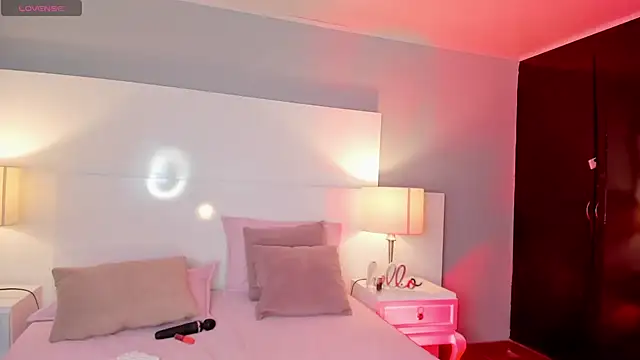 Emily_robertss1 webcam