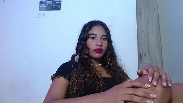 Lunaa__Velvet