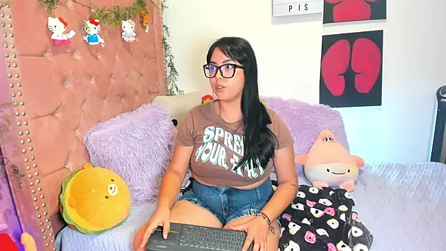 LillyCandy webcam