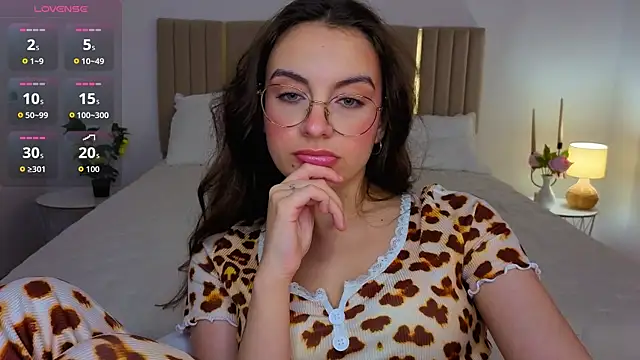 Real_cutie1 webcam