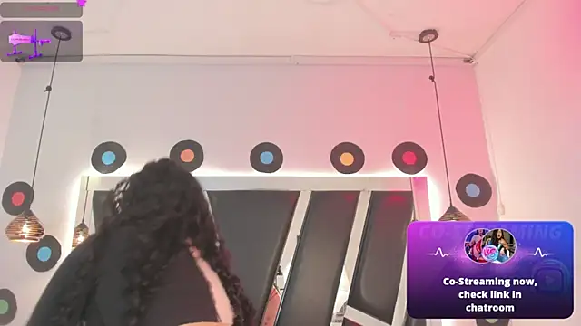 antonelllepiercee webcam