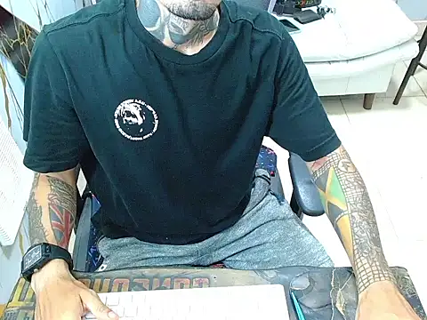 Boy_tatto77 webcam