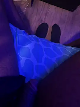 Biglongthickman69 webcam