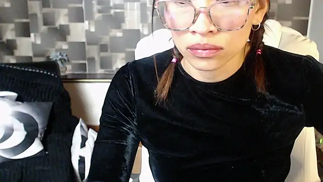 CandyGirl30 webcam