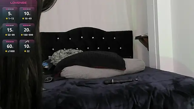 Amy_Aloqua webcam