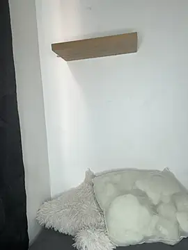 Selenee23 webcam
