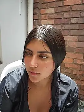 MishRaven webcam