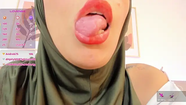 hanajameela (Ask my age) - spank ass and twerking