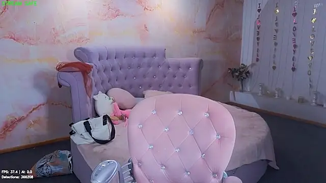 Penelope_Pinky webcam