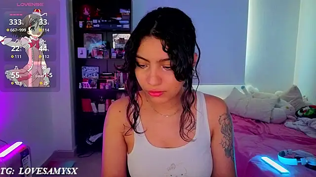 Lovelyamyy webcam