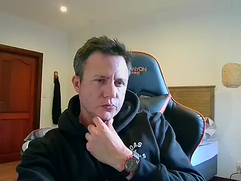 TroyDieselXXX webcam