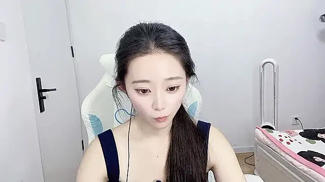 -qingqing live cam on StripChat
