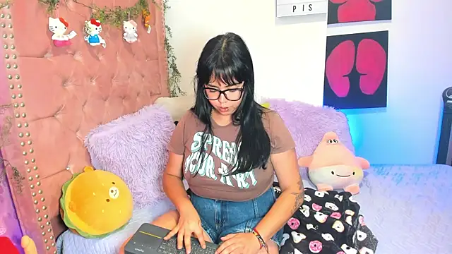 LillyCandy webcam
