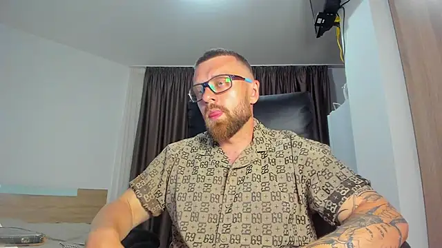 Findom_guy webcam