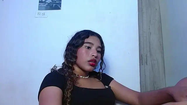 Lunaa__Velvet