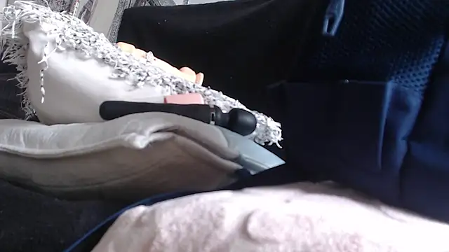 mailyn_gold webcam