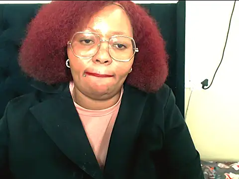 EbonySkyeXX webcam