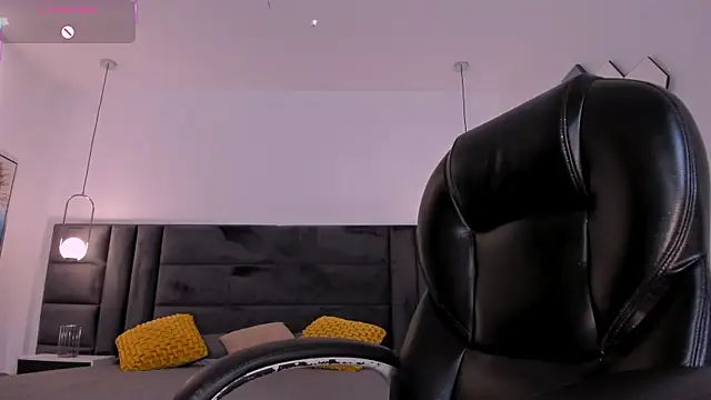 KylaMorrison webcam