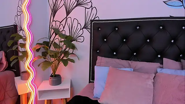 Sweet_Ariadna_ webcam