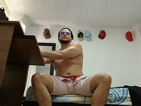 cloudsxxx webcam