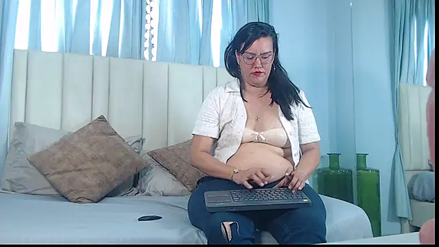 Sallydickinson webcam