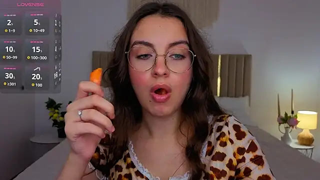 Real_cutie1 webcam