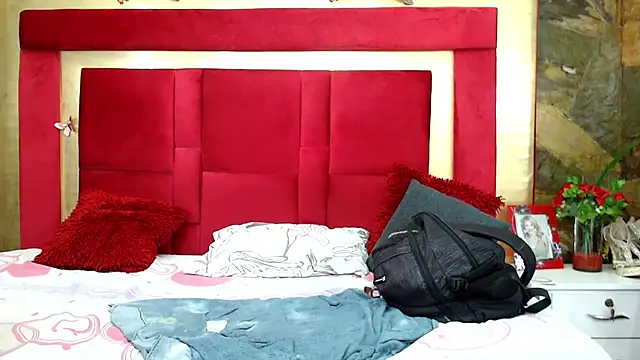 Exoticbigmandy webcam