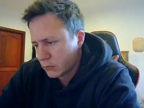 TroyDieselXXX webcam