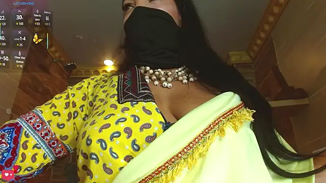 Iniya_Parul webcam