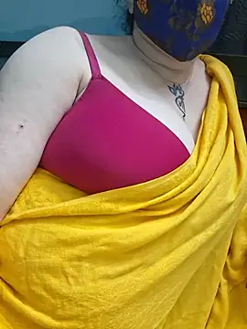 Indian_Coupl3 webcam