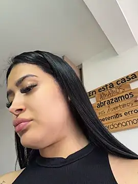 Sara_fun live cam