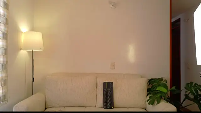 ivonnybonita__ webcam