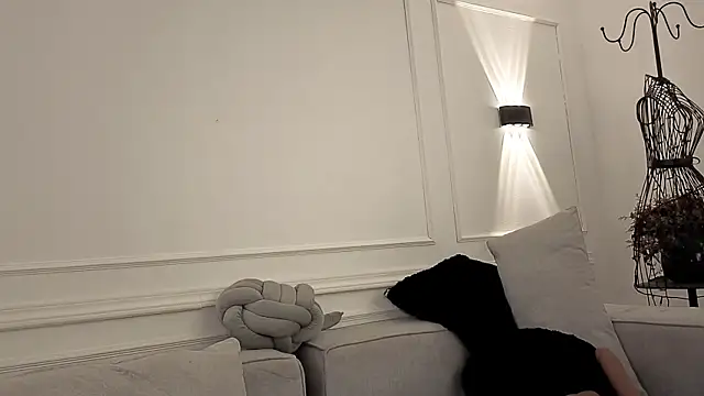 valeriavg live cam on StripChat