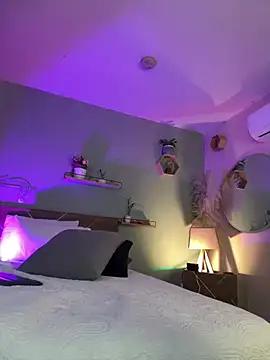 YariRose webcam