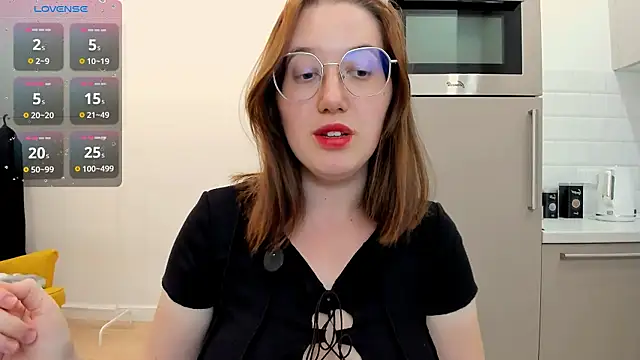 Charmy_Gracy webcam